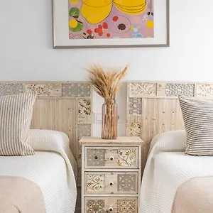 Apartamento Bc2 Aparcamiento Incluido 2d&2b Renovado Junto A Muralla Macarena E Isla Mágica, Sevilla