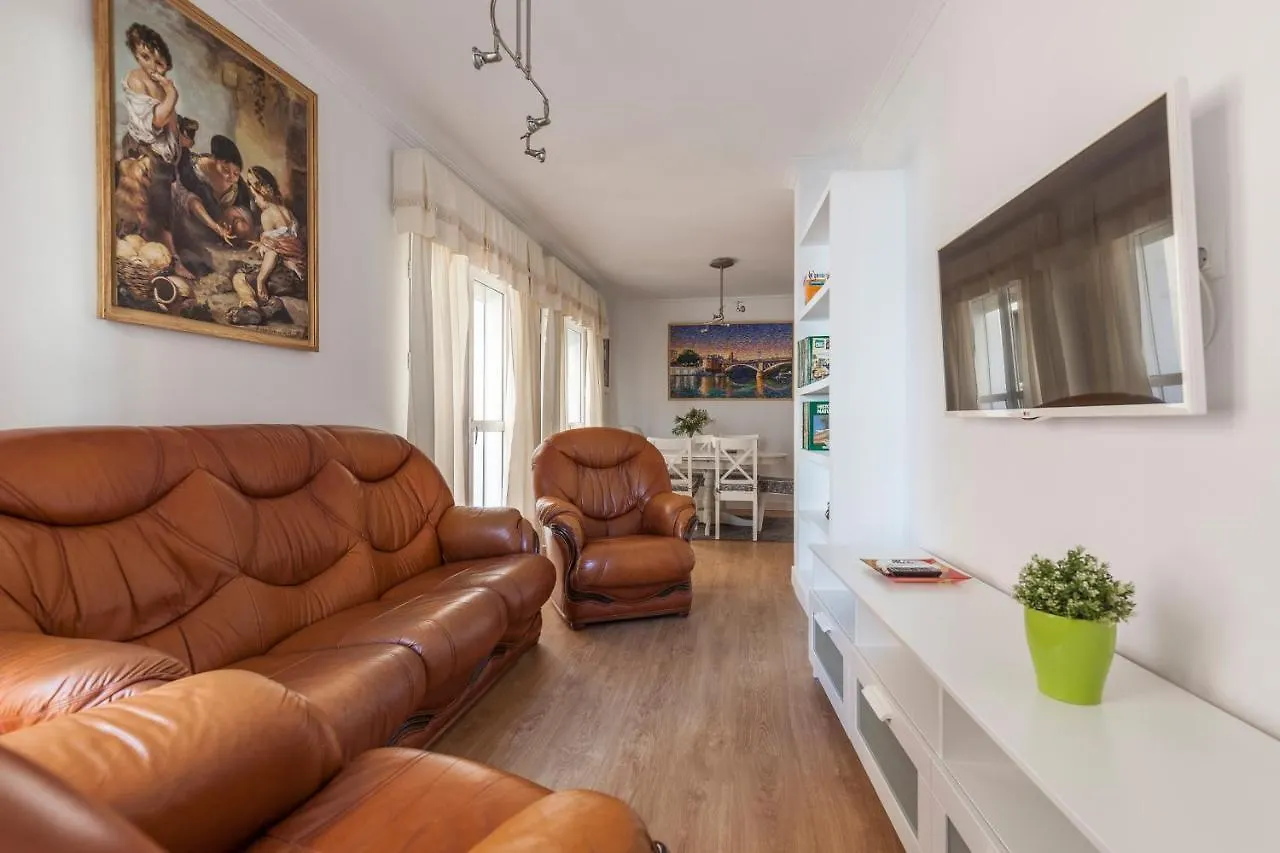 Elegante Con Mucho Encanto En Inmejorable Ubicacion Seville